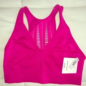 NWT Victoria’s Secret Seamless Sports Bra
